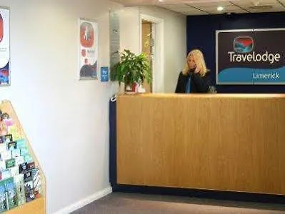 Travelodge 호텔 3*