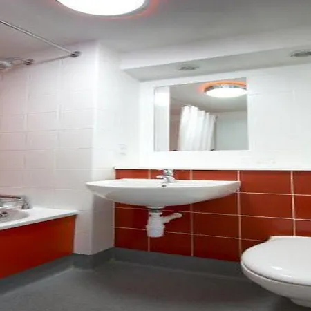 Hotel Travelodge 3*