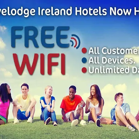 מלון Travelodge Limerick Junction