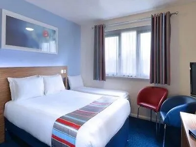 Travelodge 호텔