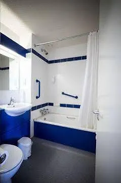 Travelodge מלון Limerick Junction