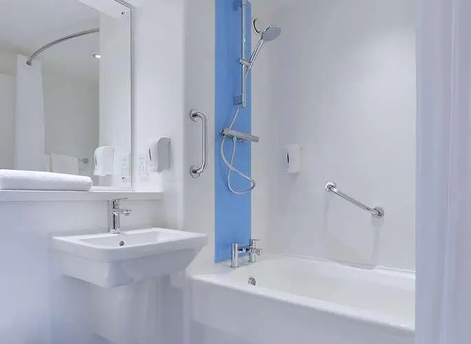 Travelodge 3* Limerick Junction